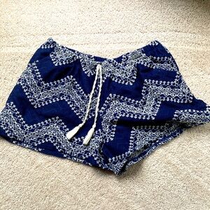 Crochet / embroidered chevron pattern shorts